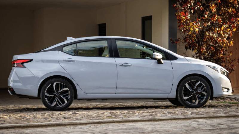 Nissan confirma al blanco como líder de movilidad en Latinoamérica durante 2025: ¿qué sucede en Colombia?