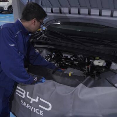 BYD refuerza el servicio posventa en Colombia: tecnología, eficiencia y confianza total en cada mantenimiento