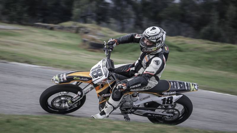 Daniel Fernández: el colombiano que desafía Daytona y la Isla de Man en 2026