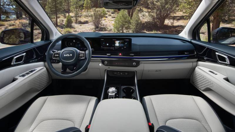 Kia Carnival Híbrida 2026: Impactante y Exclusiva