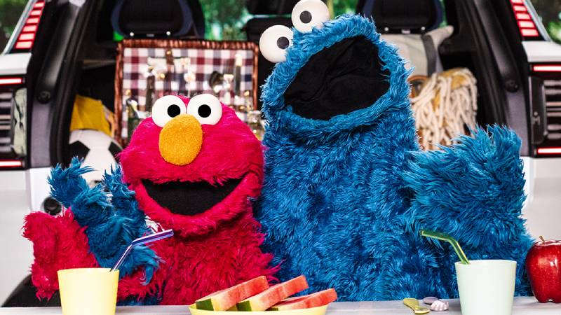 Volvo y Plaza Sésamo Lanzan Campaña en Latinoamérica para Enseñar Electrificación y Seguridad a las Nuevas Generaciones