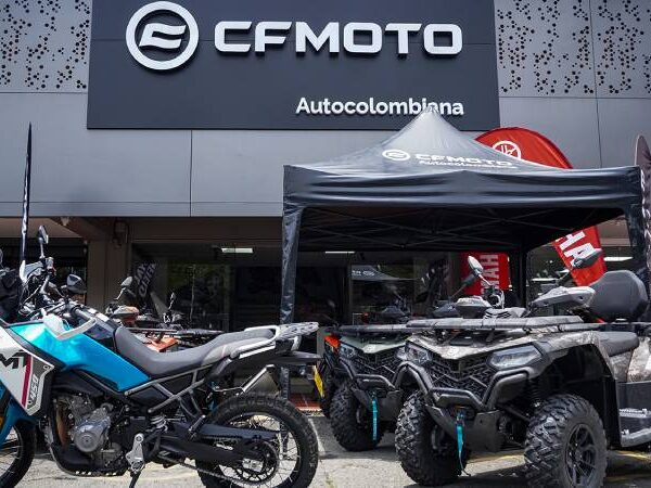 CFMOTO sigue su expansión en Colombia 2026: Conozca la impactante vitrina en el MOTOMALL Envigado