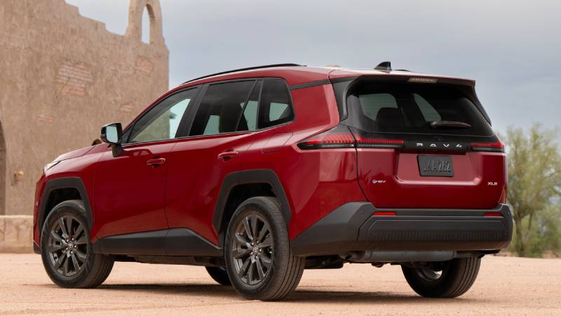 Toyota RAV4 HEV: la evolución imparable del ícono híbrido con potencia, tecnología y espíritu indomable