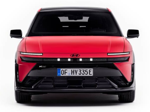 Hyundai IONIQ 3: hatchback eléctrico que busca brillar en Europa