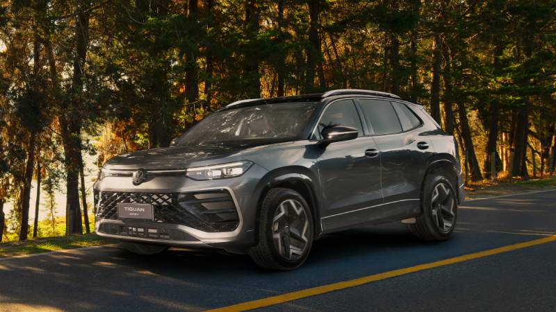 Volkswagen Tiguan MHEV R-Line 2026: así es el nuevo SUV híbrido alemán con IA y lujo premium