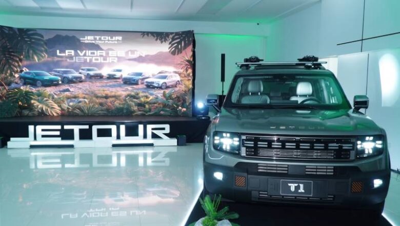 Jetour en Colombia: inaugura su primera vitrina y lanza su increíble SUV híbrido enchufable T1