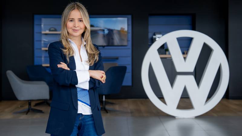 Porsche Colombia: Juan Felipe Bedoya asciende a Volkswagen Latinoamérica y Jessica Passos asume la gerencia general en 2026