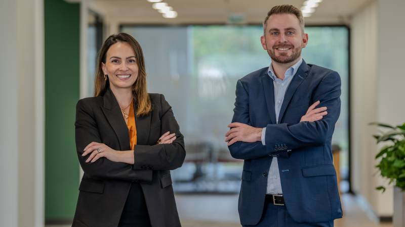 Porsche Colombia: Juan Felipe Bedoya asciende a Volkswagen Latinoamérica y Jessica Passos asume la gerencia general en 2026