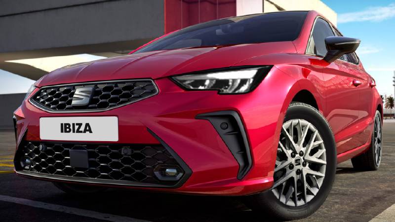SEAT Ibiza y Arona 2027 llegan renovados a Colombia: diseño, tecnología y precios