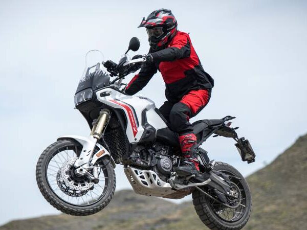 Ducati DesertX V2, la nueva motocicleta Adventure que redefine el off-road y la carretera