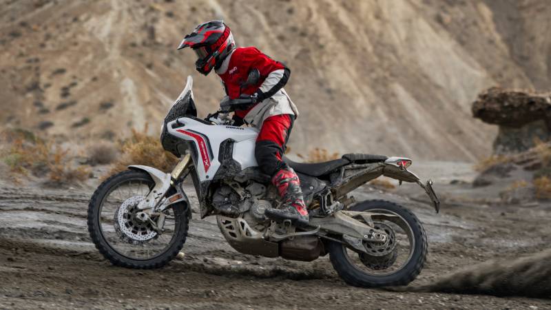 Ducati DesertX V2, la nueva motocicleta Adventure que redefine el off-road y la carretera