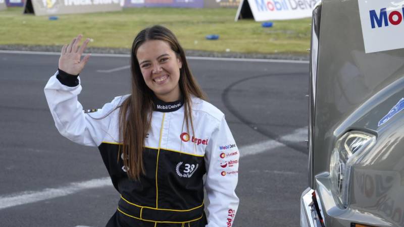 Juliana Castelblanco conquista la primera Copa Femenina Mobil Delvac en el Gran Premio de Tractomulas 2026
