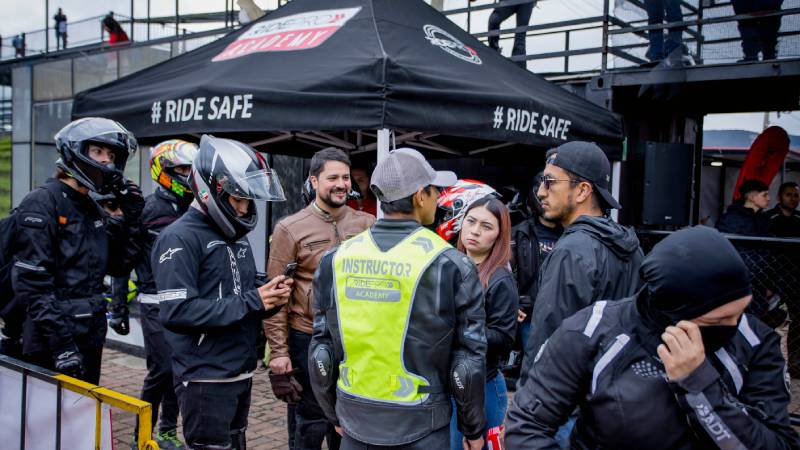 Test Ride Experience 2026 confirma que los colombianos están cambiando la forma de comprar motocicletas