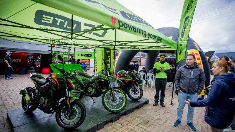 Test Ride Experience 2026 confirma que los colombianos están cambiando la forma de comprar motocicletas