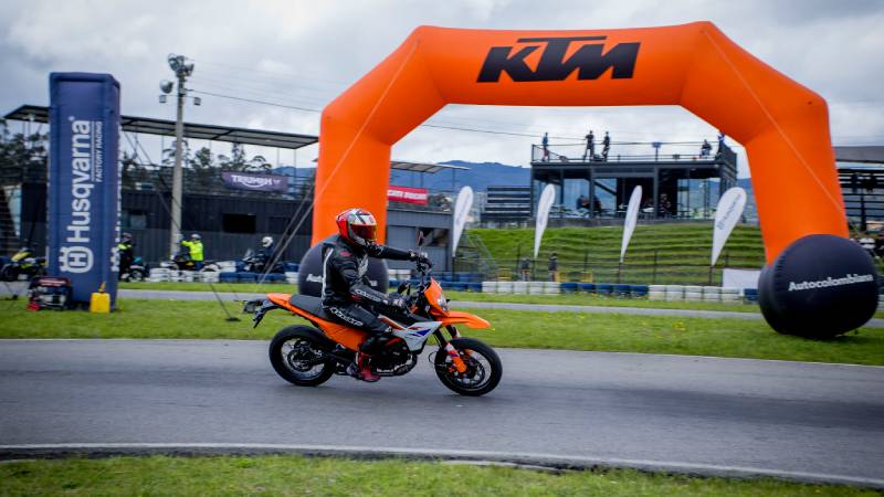 Test Ride Experience 2026 confirma que los colombianos están cambiando la forma de comprar motocicletas