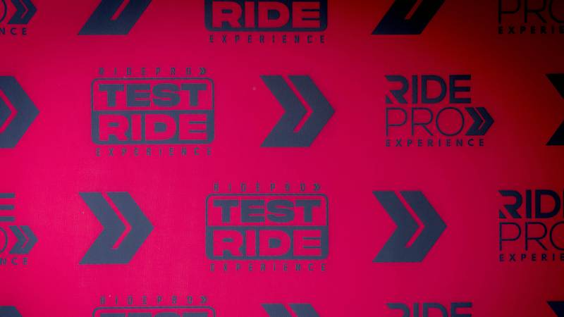 Test Ride Experience 2026 confirma que los colombianos están cambiando la forma de comprar motocicletas