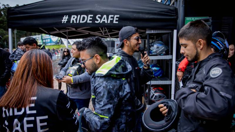 Test Ride Experience 2026 confirma que los colombianos están cambiando la forma de comprar motocicletas