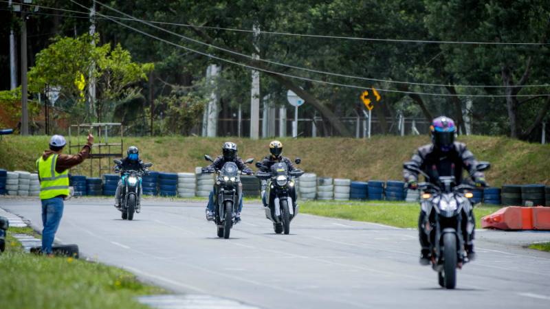 Test Ride Experience 2026 confirma que los colombianos están cambiando la forma de comprar motocicletas