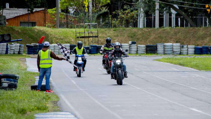 Test Ride Experience 2026 confirma que los colombianos están cambiando la forma de comprar motocicletas
