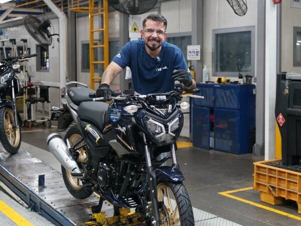 TVS abre su planta en Cartagena en 2026 y revela el secreto de la calidad de sus motocicletas en Colombia