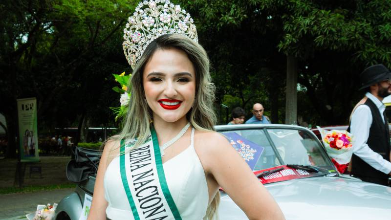 Desfile de Autos Clásicos y Antiguos 2026 en Medellín rendirá homenaje a las Mujeres al Volante
