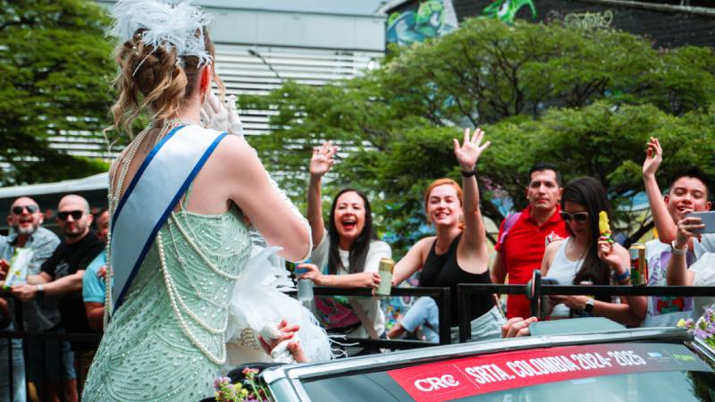 Desfile de Autos Clásicos y Antiguos 2026 en Medellín rendirá homenaje a las Mujeres al Volante