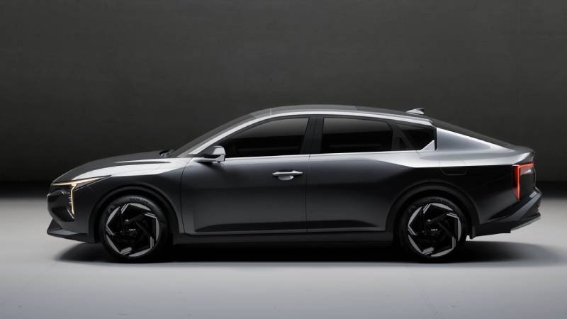 Kia acelera en Colombia: Sportage X-Line HEV y K4 GT-Line estrenan importantes novedades