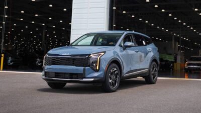 Kia acelera en Colombia: Sportage X-Line HEV y K4 GT-Line estrenan importantes novedades