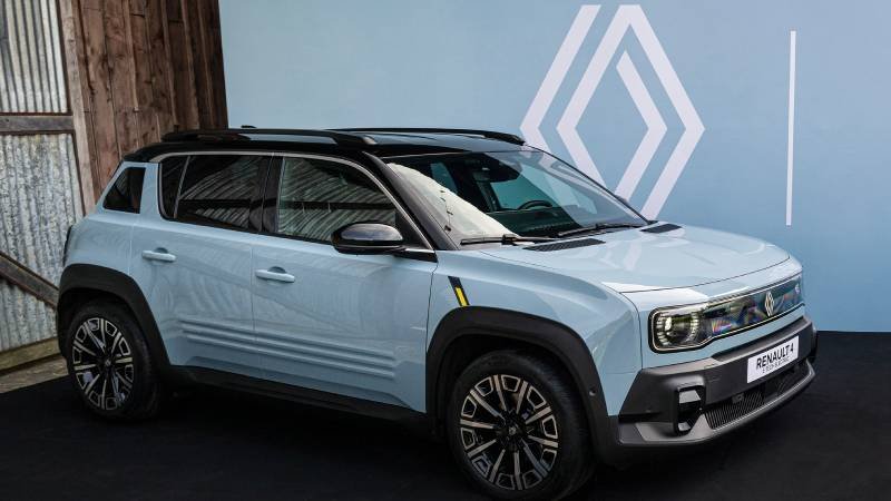 Renault 4 E-Tech eléctrico: el emblemático modelo que vuelve para transformar la movilidad en Colombia