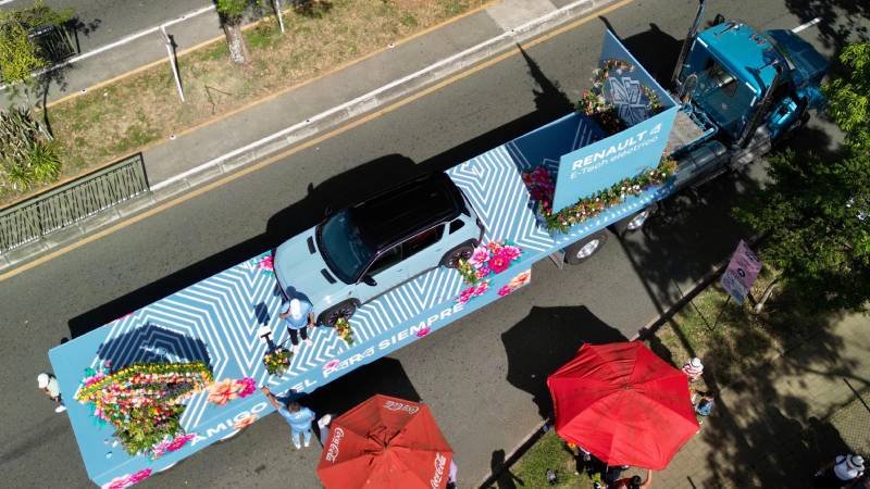 Renault 4 E-Tech eléctrico: el emblemático modelo que vuelve para transformar la movilidad en Colombia